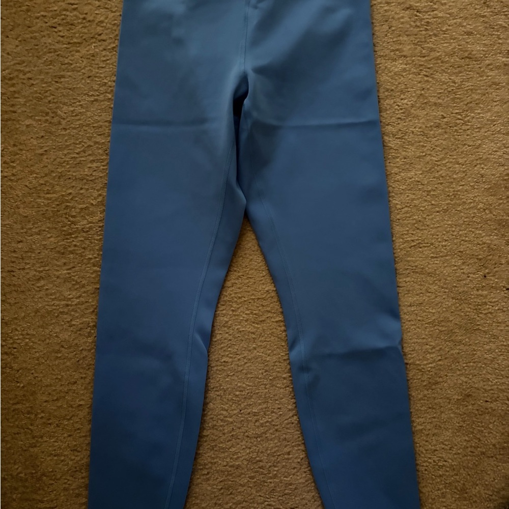 Womens  Lululemon glow up high rise 28”Blue Leggings